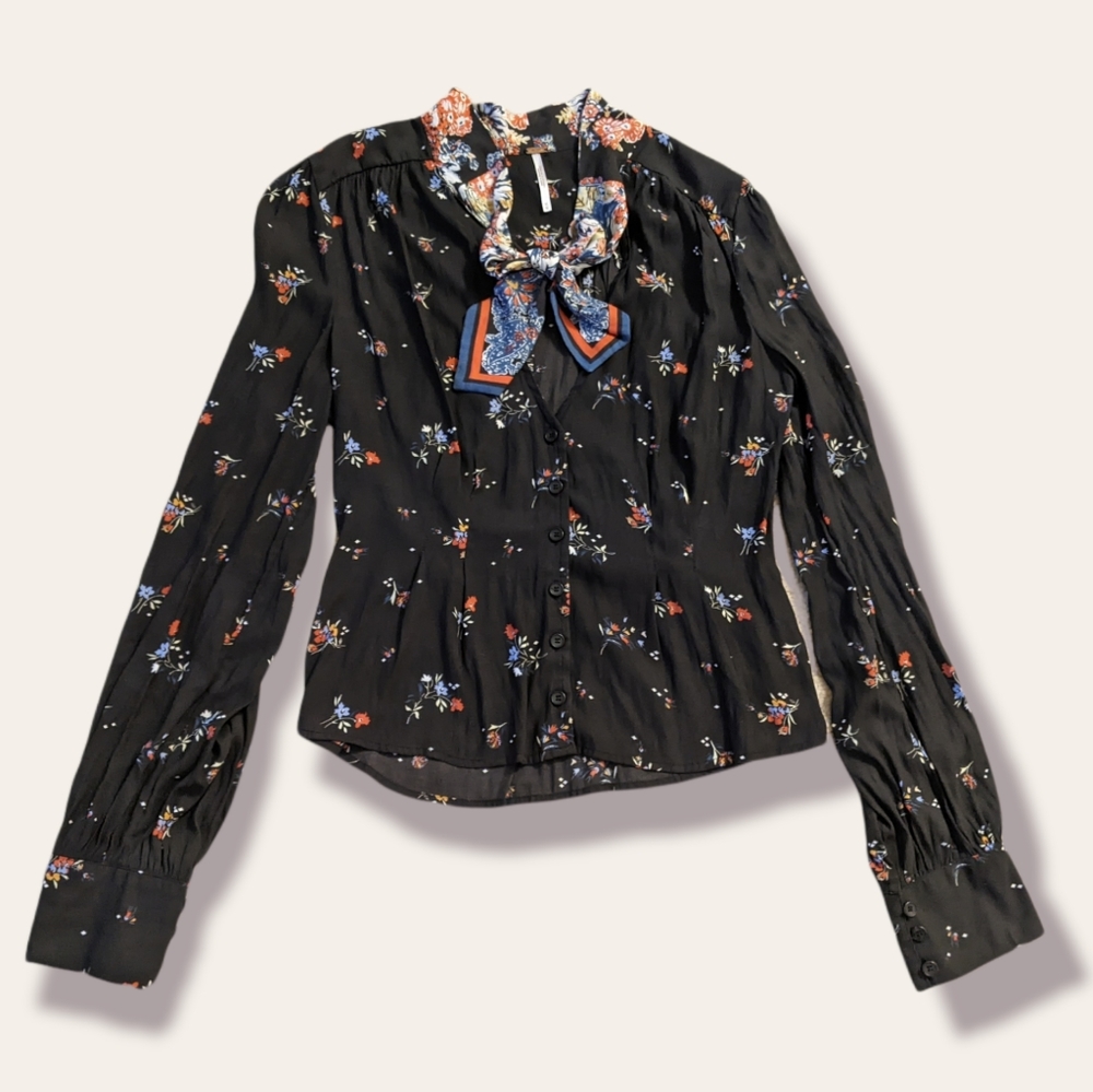 Free People black floral long sleeve top M